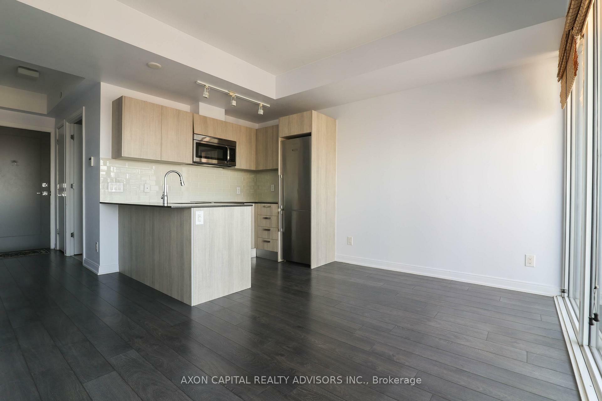 Property Photo: 42 Charles Street E 4004 ON M4Y 1N3