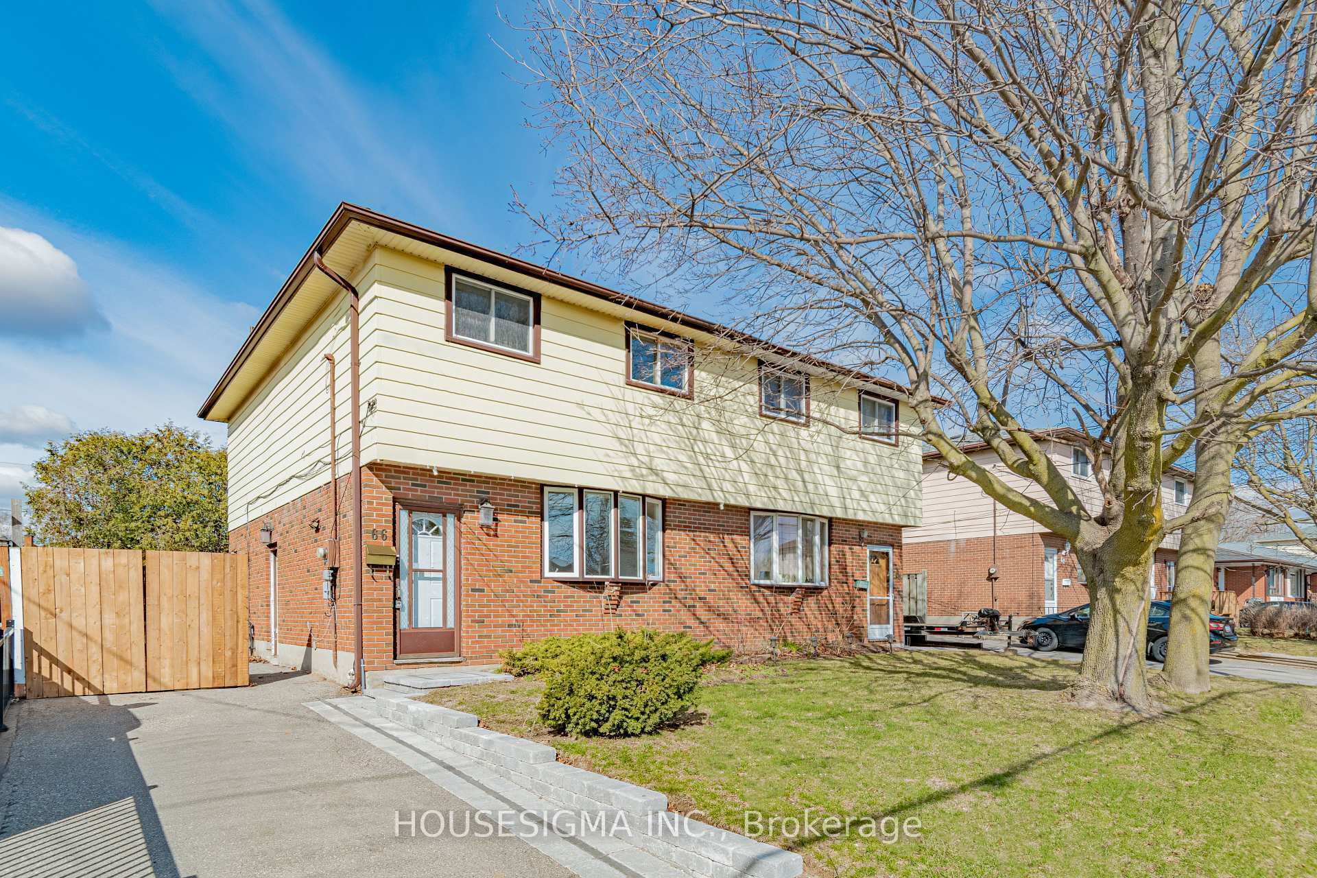 Property Photo: 66 Waverly Street S ON L1J 5T7