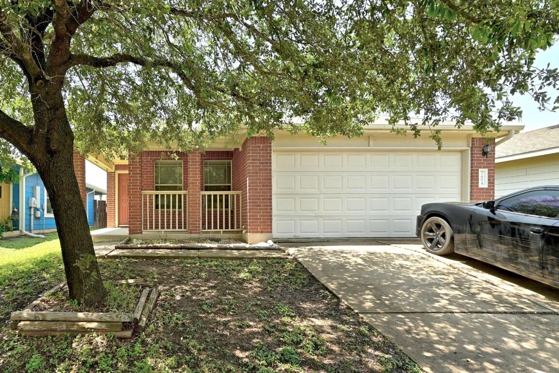 Property Photo:  7604 Cayenne Lane  TX 78741 