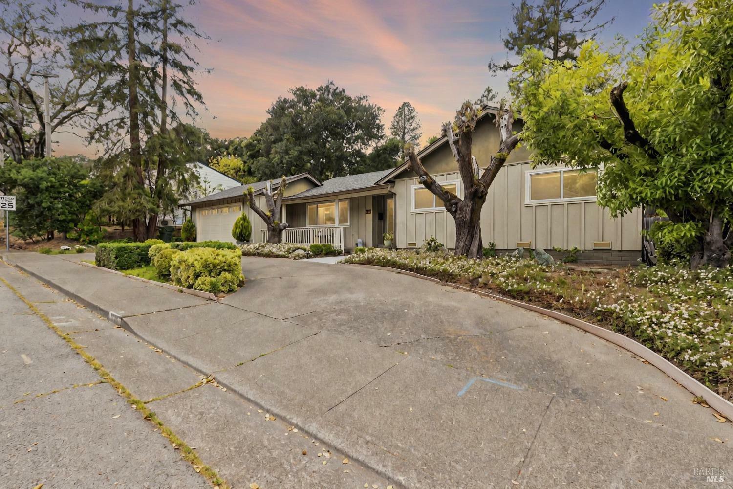 Property Photo: 824 West Street CA 94952