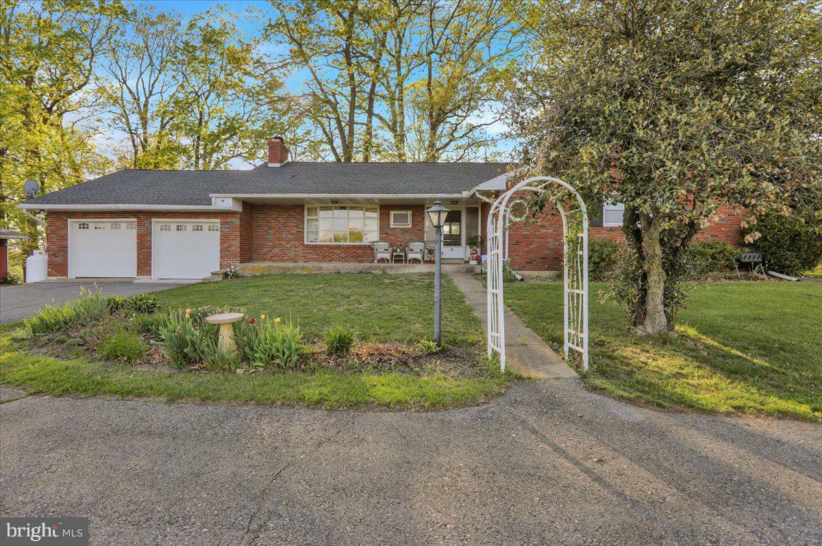 Property Photo: 70 Miller Road PA 19530