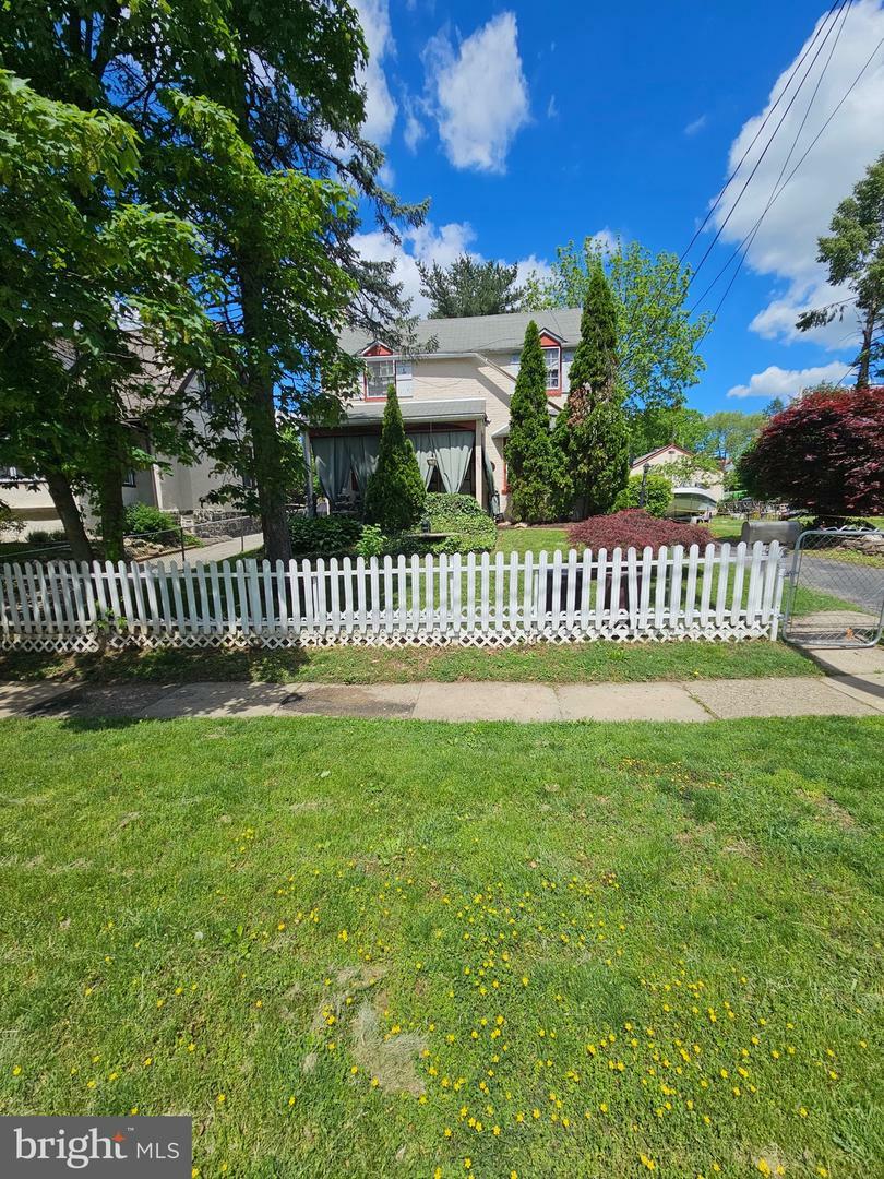 Property Photo: 306 S Carol Boulevard PA 19082