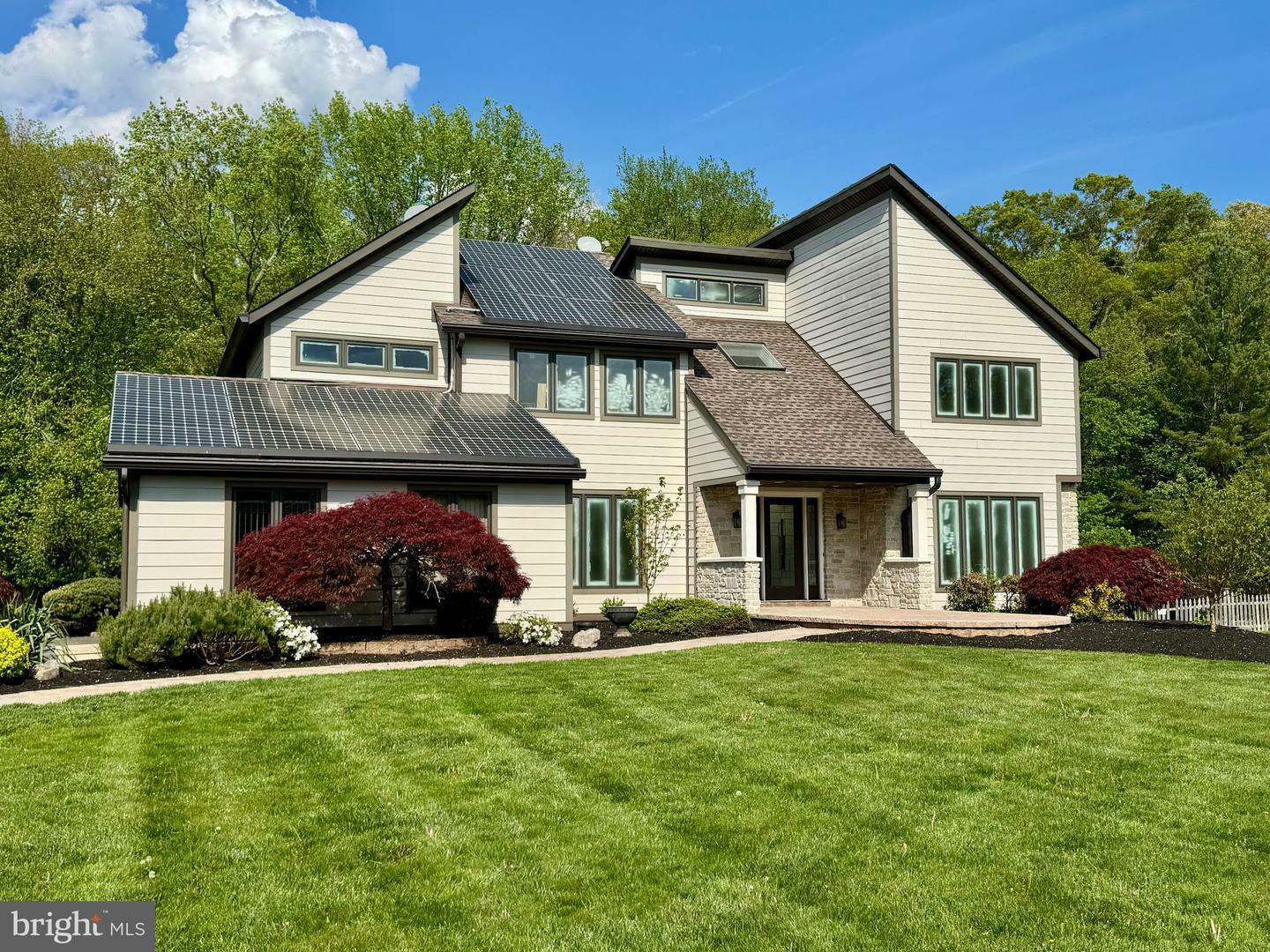 18 Haskel Drive  West Windsor NJ 08550 photo