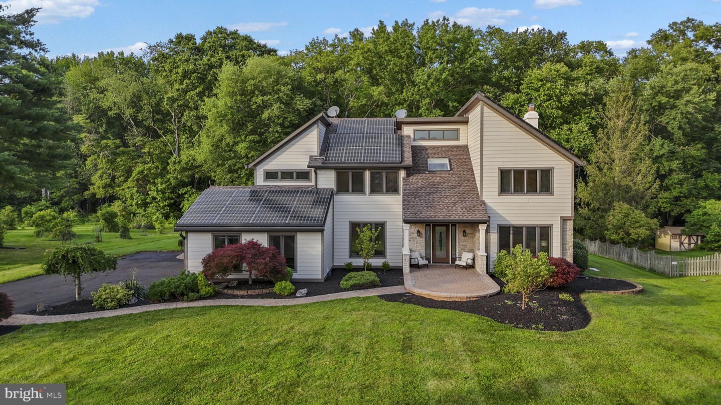 18 Haskel Drive  West Windsor NJ 08550 photo