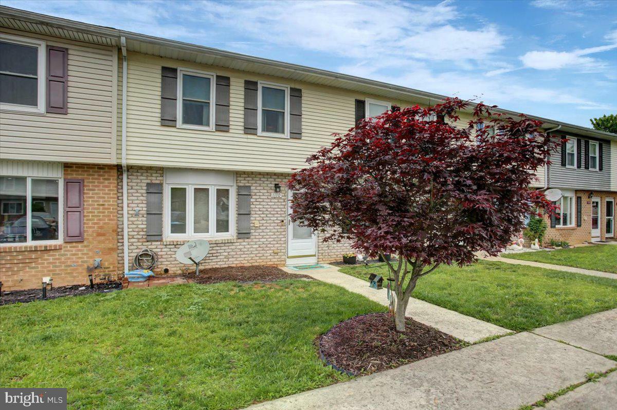 Property Photo: 1110 Pheasant Drive N PA 17013