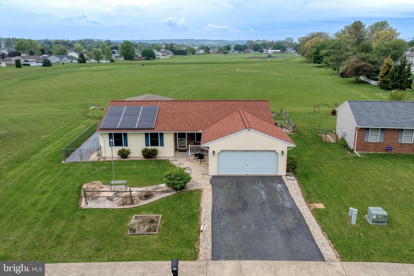 Property Photo: 6 Village Drive PA 17073