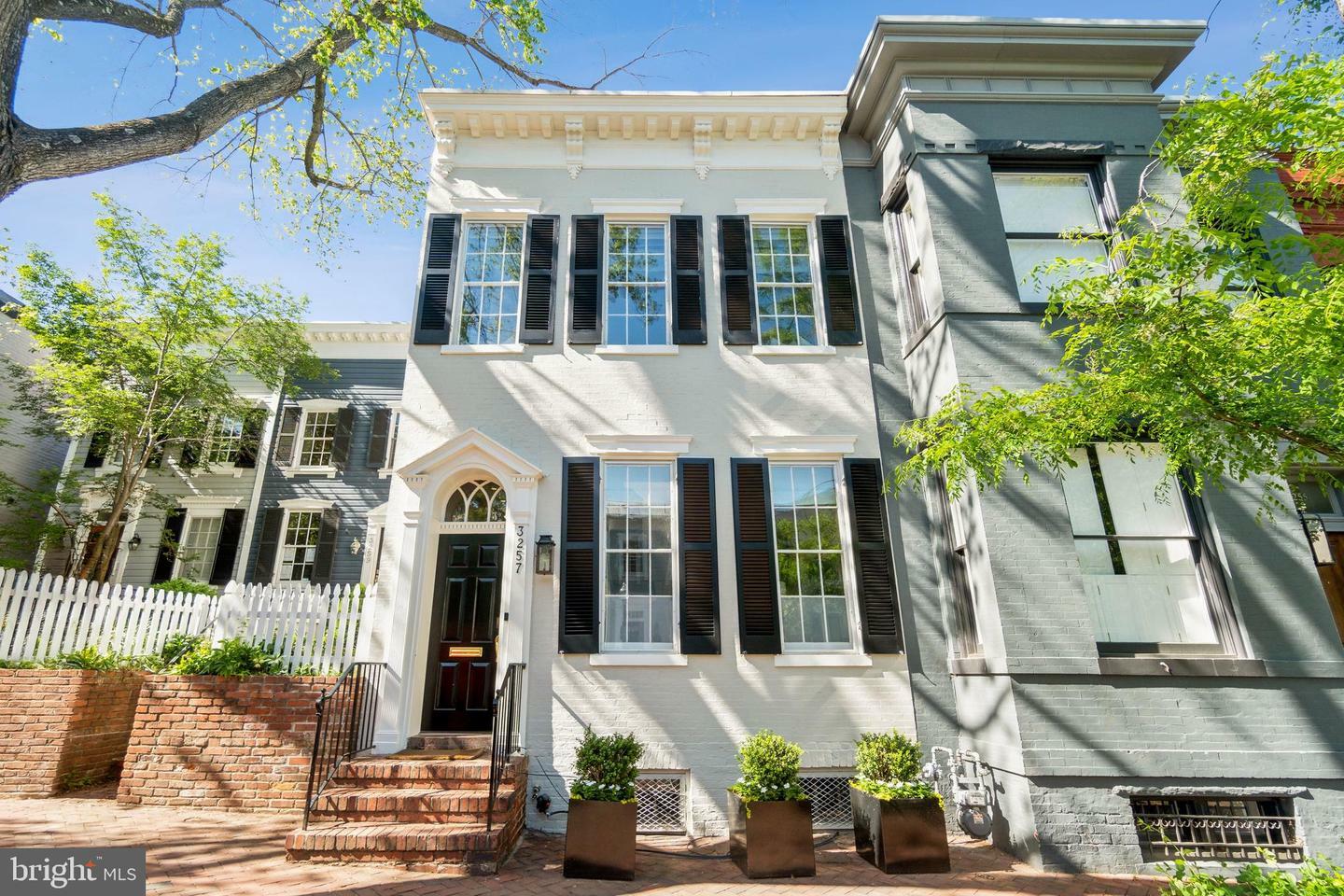 3257 O Street NW  Washington DC 20007 photo
