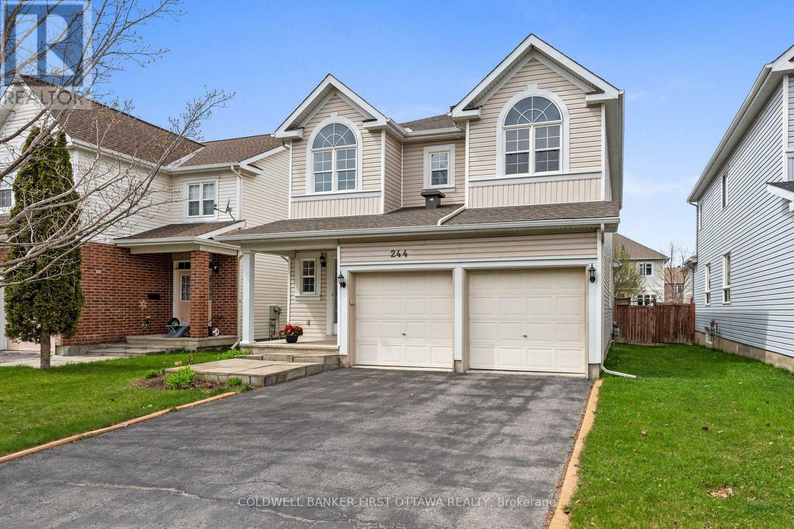 Photo de la propriété: 244 Deercroft Avenue ON K2J 5J9