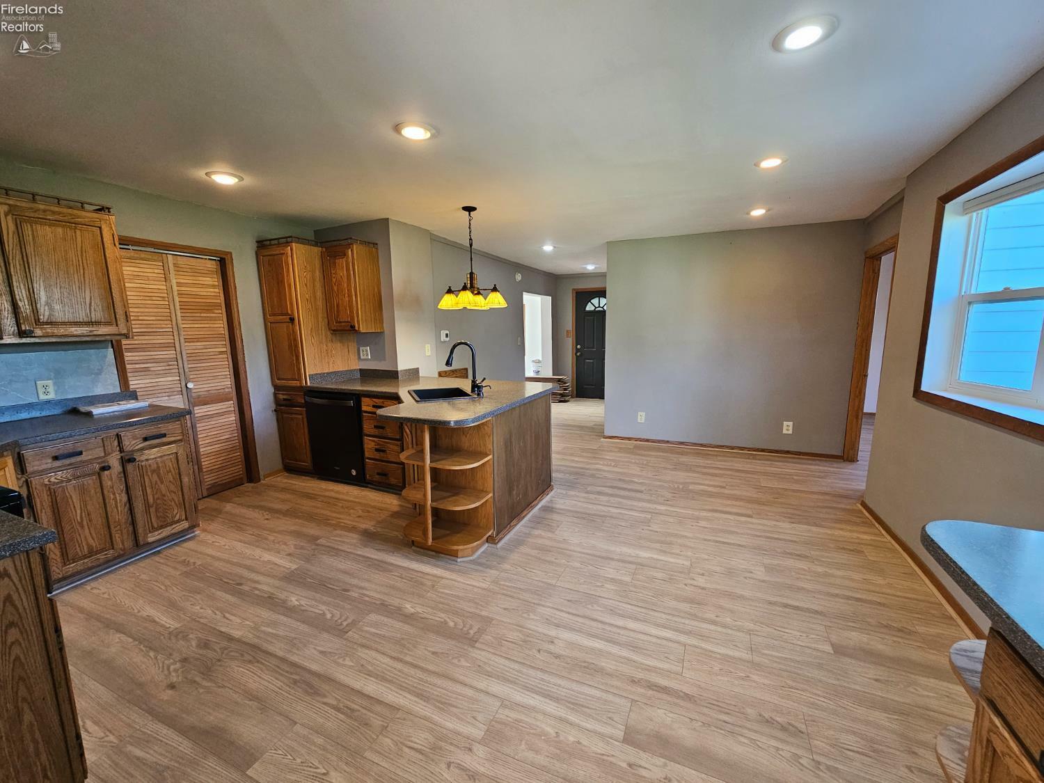 Property Photo: 23675 W State Route 51 OH 43430