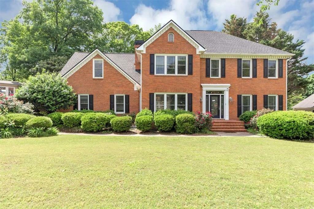 Property Photo: 395 Clubfield Drive GA 30075