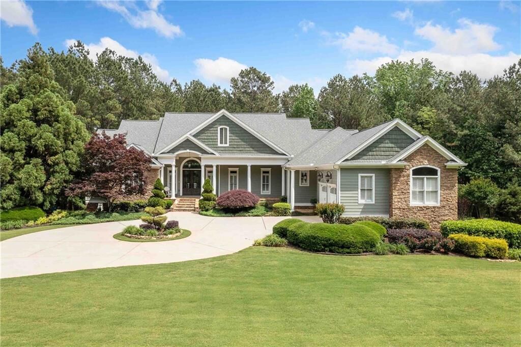Property Photo: 1064 Highway 20 E GA 30252