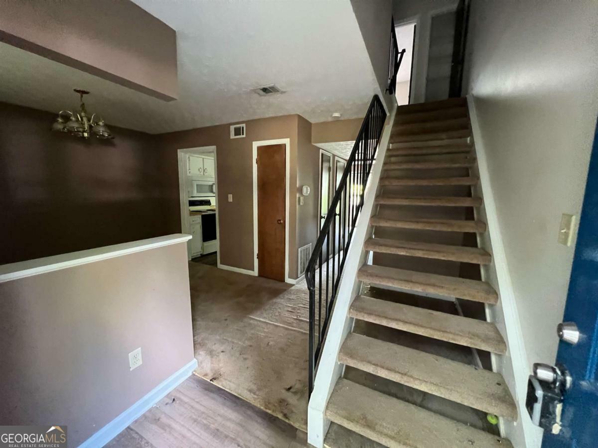 Property Photo: 2572 Stratford Lane GA 30260