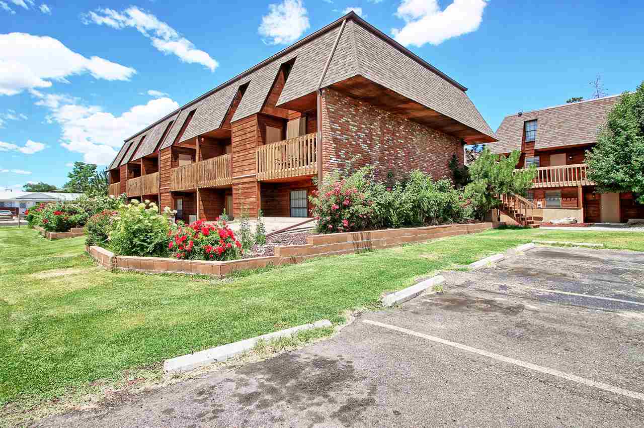Property Photo: 2260 N 13th Avenue 7 CO 81501-0000