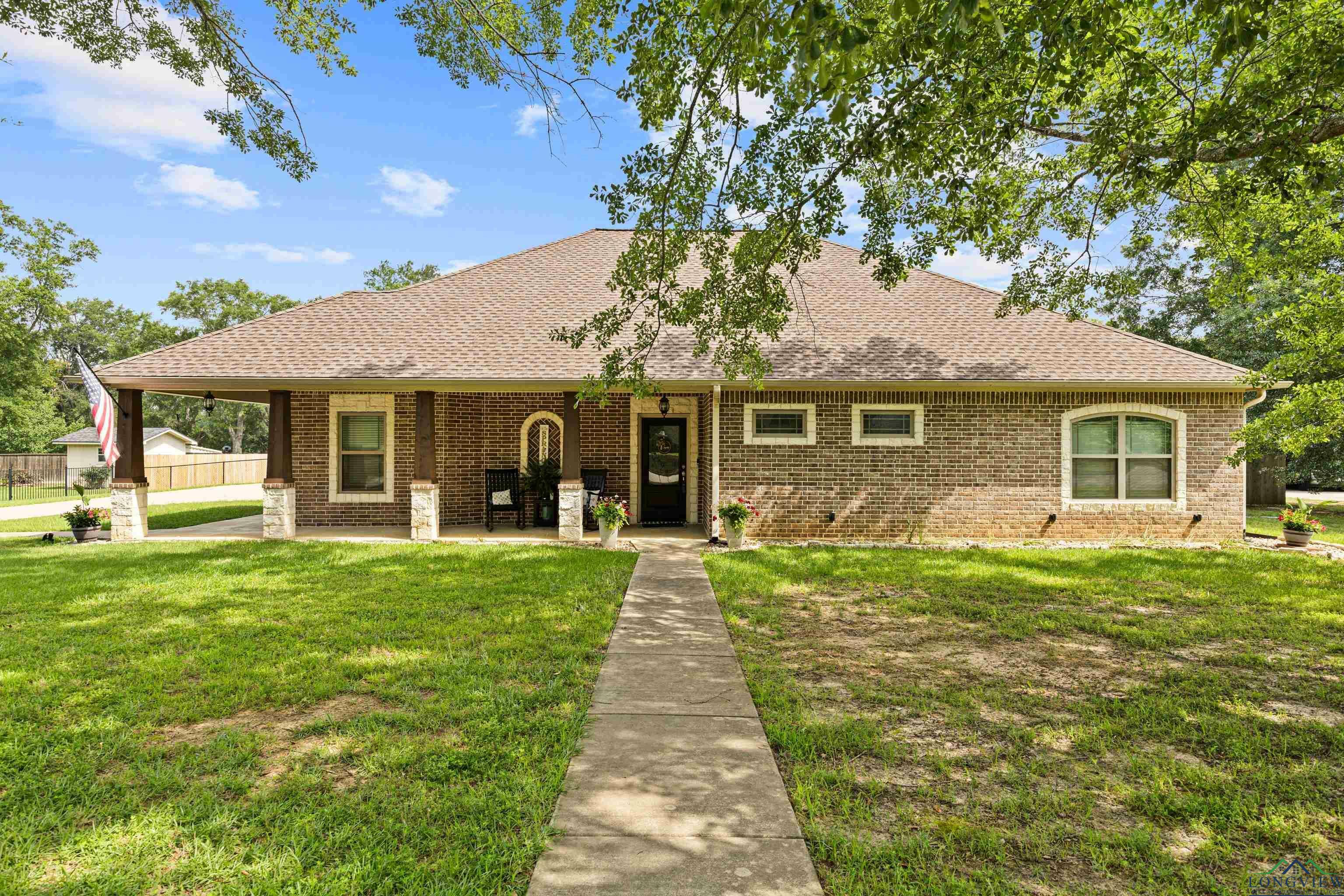 Property Photo:  135 Harris Cove  TX 75605 