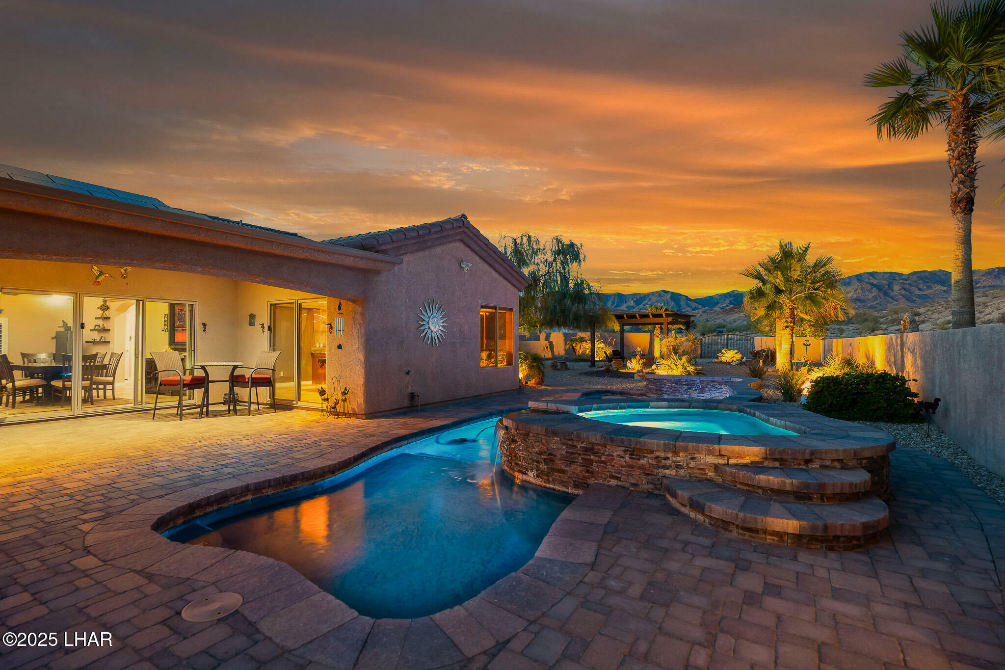 Property Photo: 3718 El Dorado Ave AZ 86406