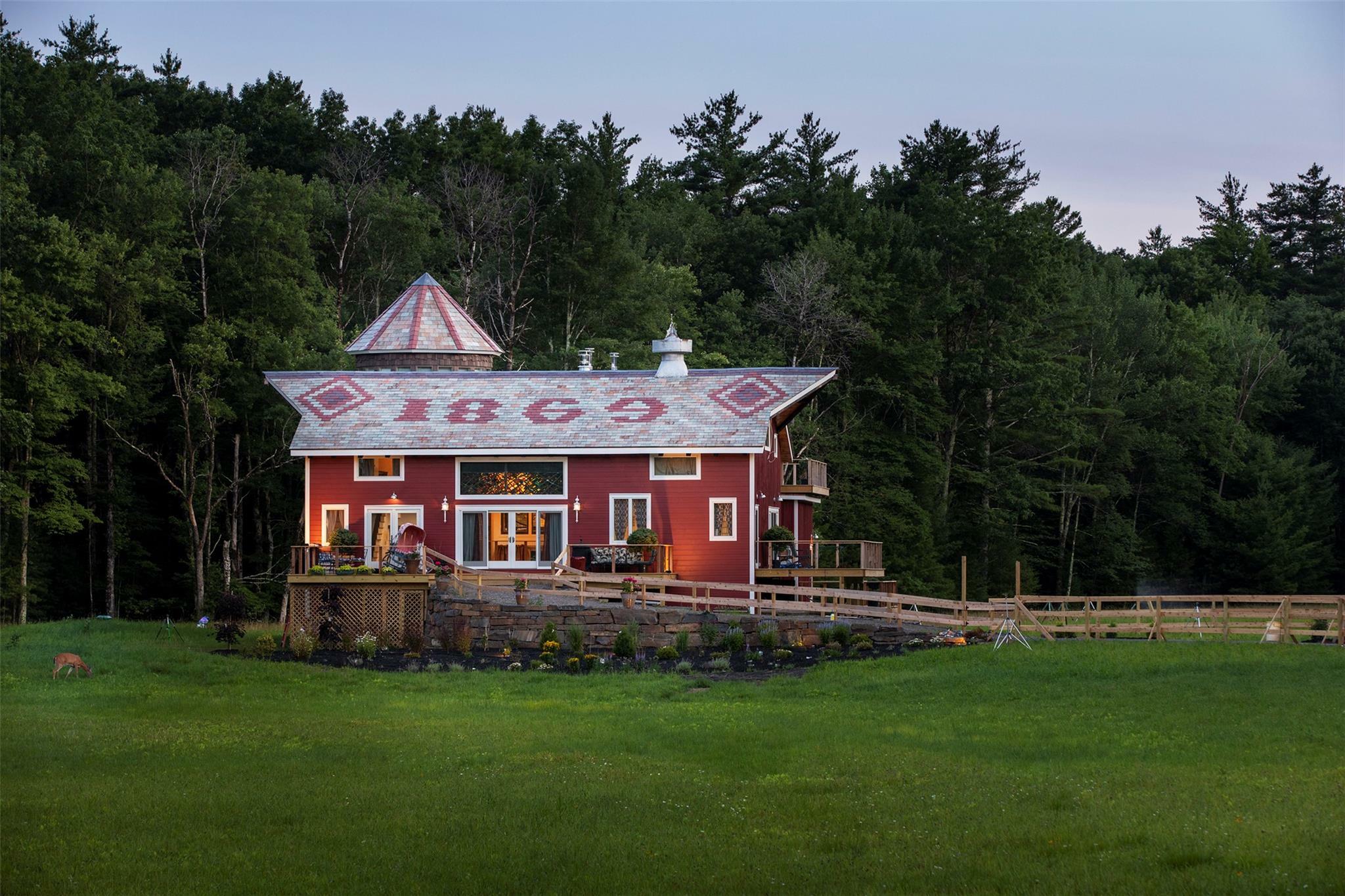 5 Downer Lane  Woodstock NY 12498 photo
