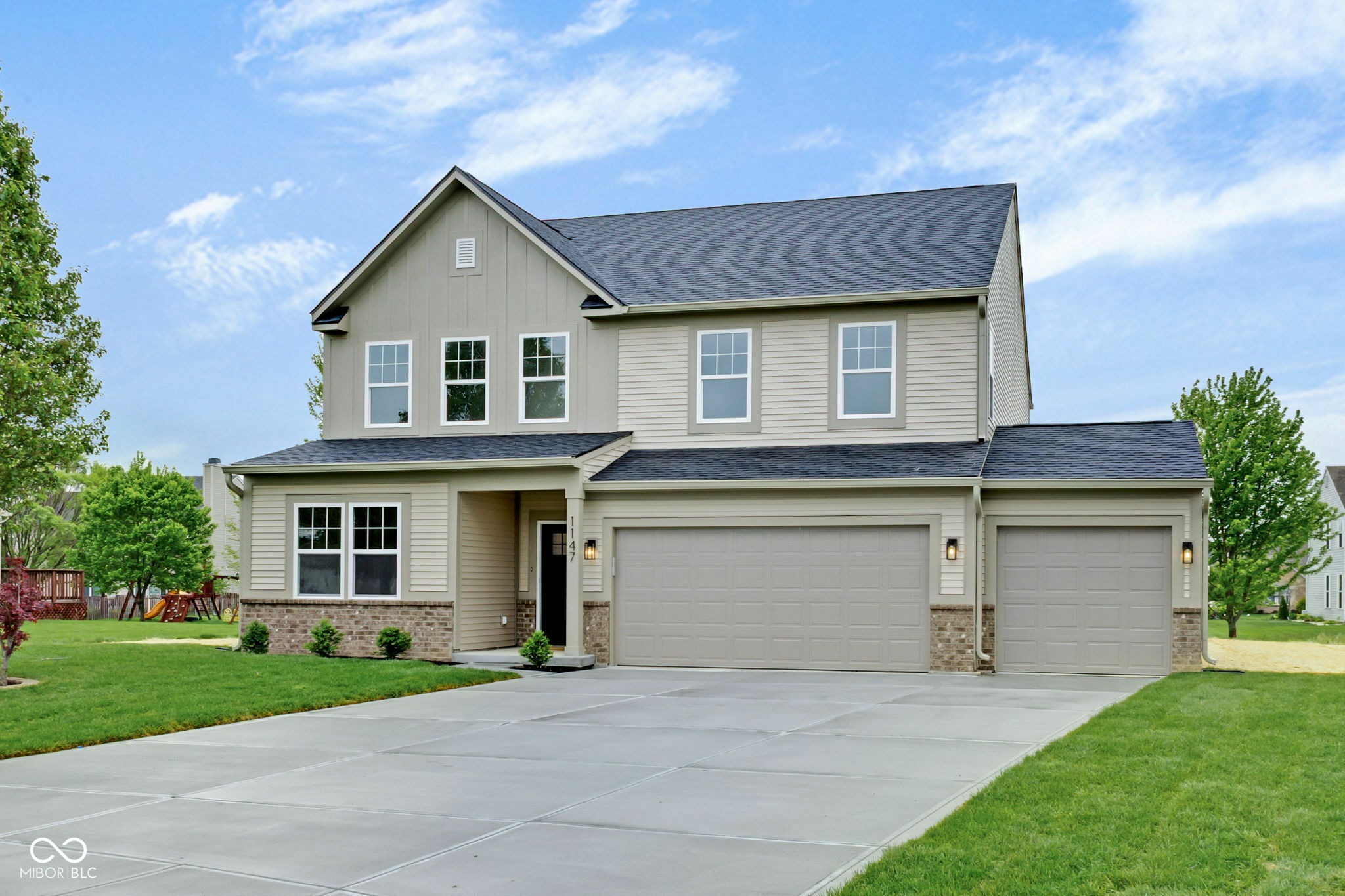 Property Photo: 1147 Kelsneland Drive IN 46123