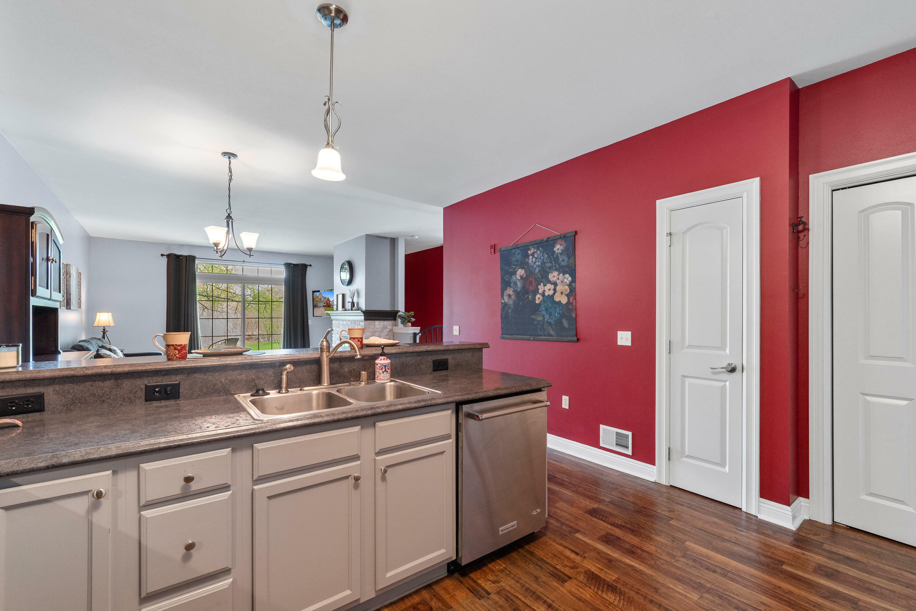 Property Photo: N165w20513 Berry Patch Rd 1002 WI 53037