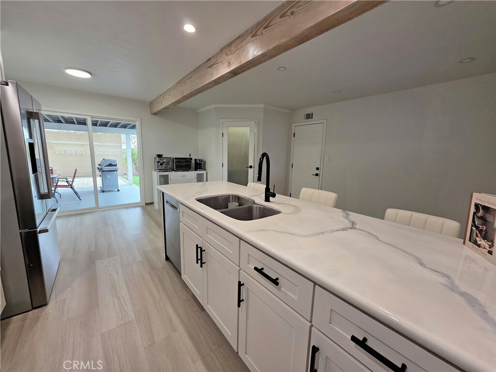 Property Photo: 327 Naomi Street CA 92374