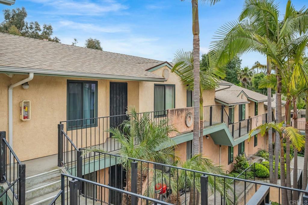 Property Photo: 552 Canyon Drive 15 CA 92054
