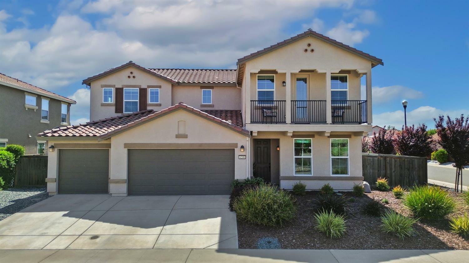 Property Photo: 6209 Garland Way CA 95747