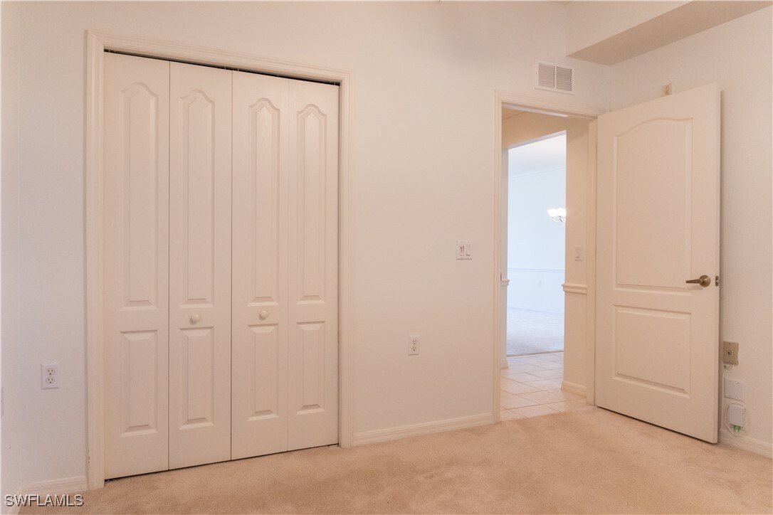 Property Photo: 16585 Lake Circle Drive 125 FL 33908