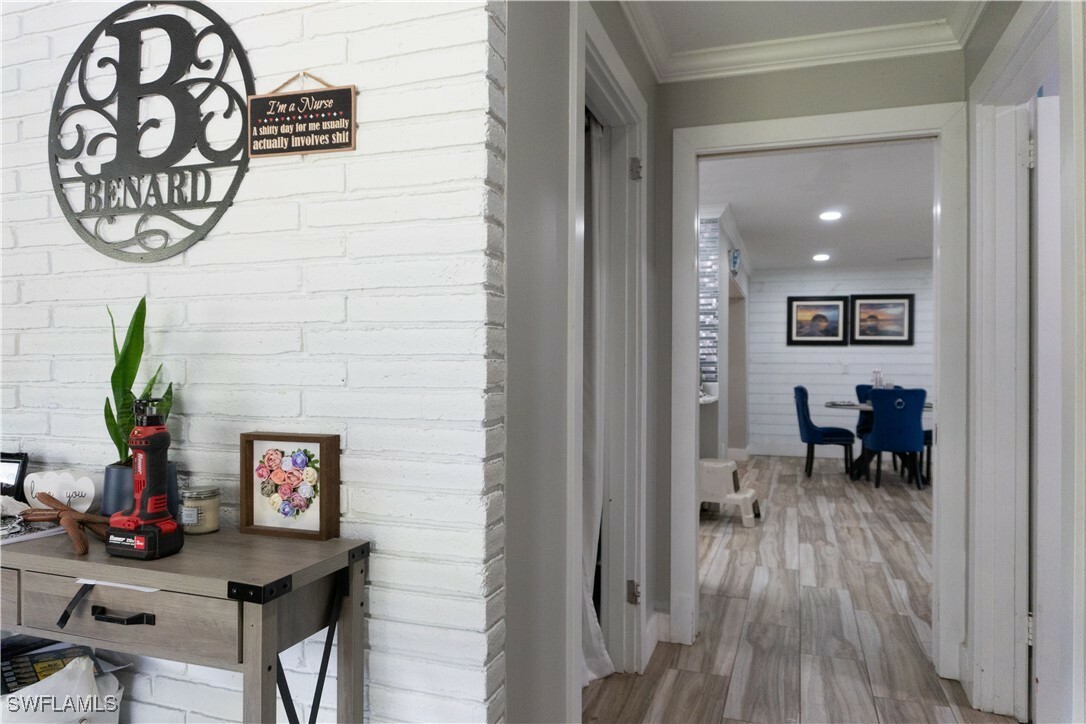 Property Photo: 3390 E Riverside Drive FL 33916