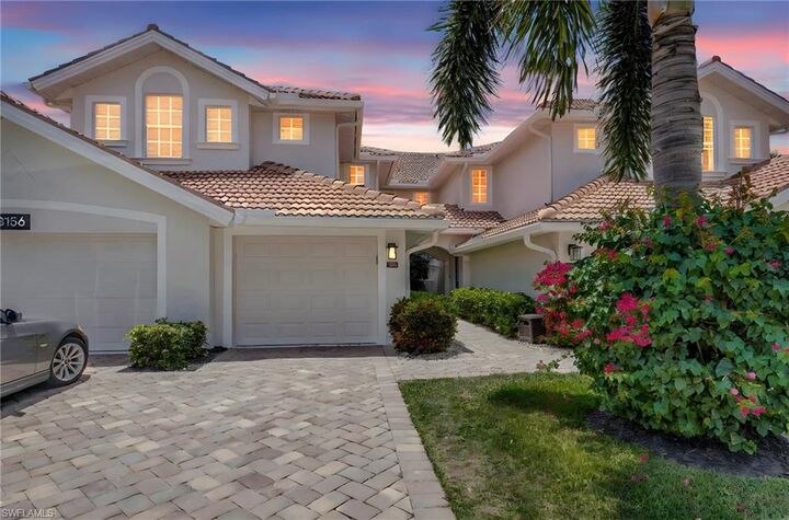 Property Photo:  23156 Rosedale Dr 201  FL 34135 