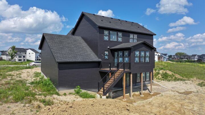 Property Photo:  4612 Meadowview Lane  MN 55331 