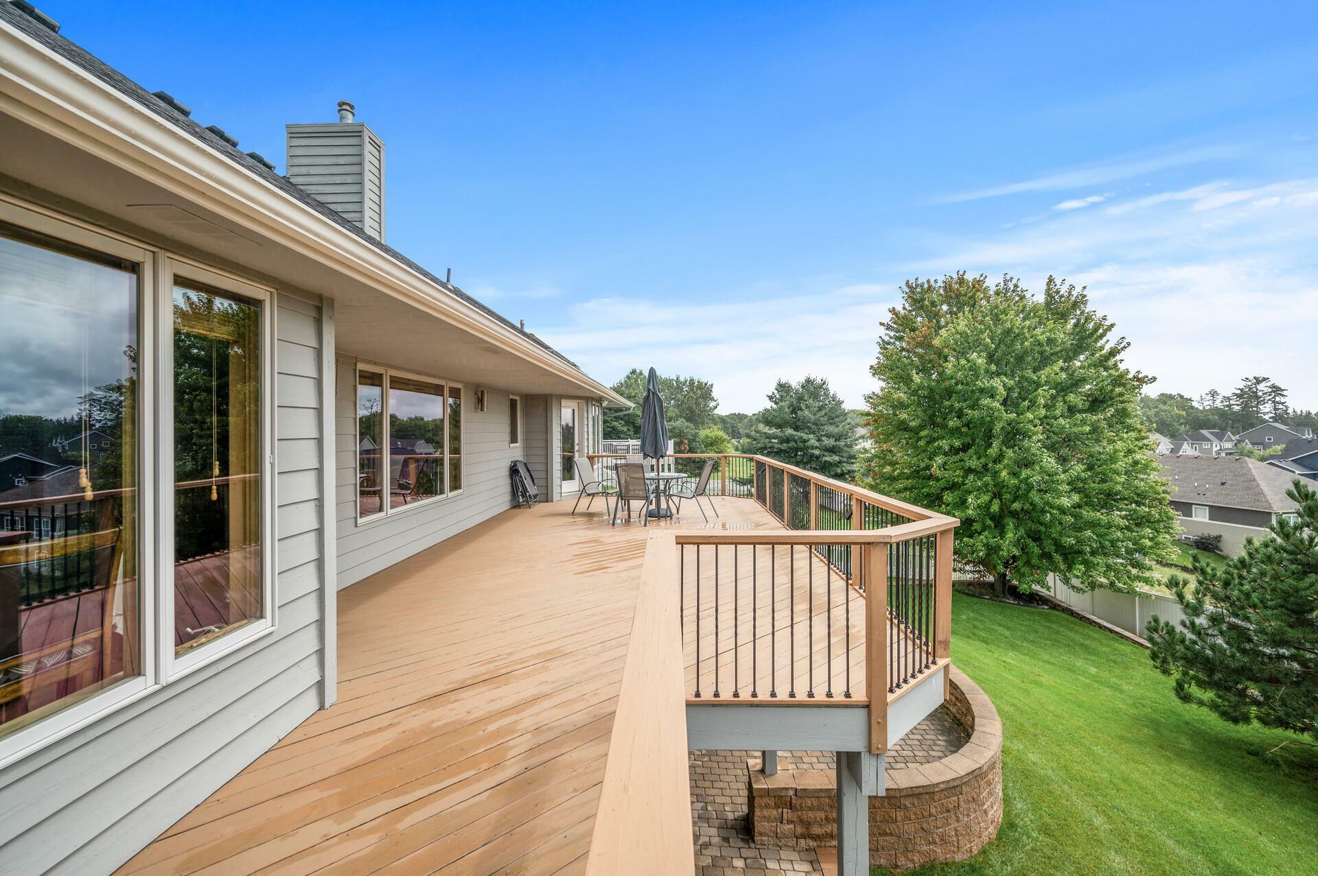 Property Photo: 2331 Fawn Hill Court MN 55317