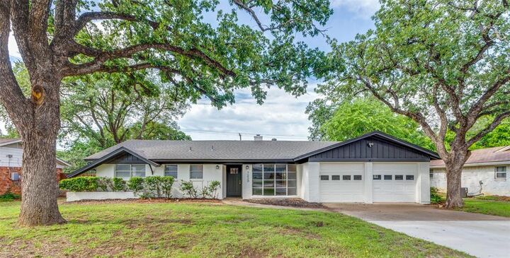 7220 Ellis Road  Fort Worth TX 76112 photo