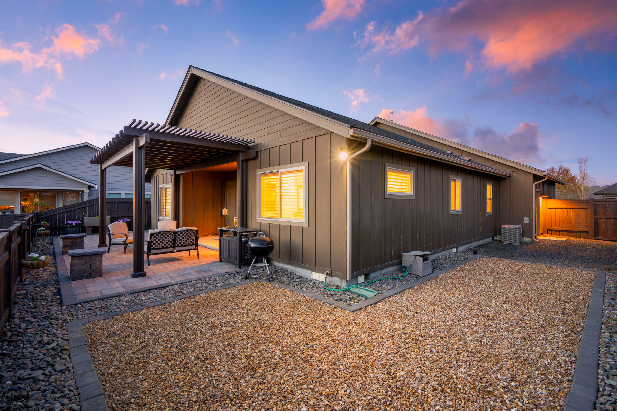 Property Photo: 2947 NW 23rd Street OR 97756