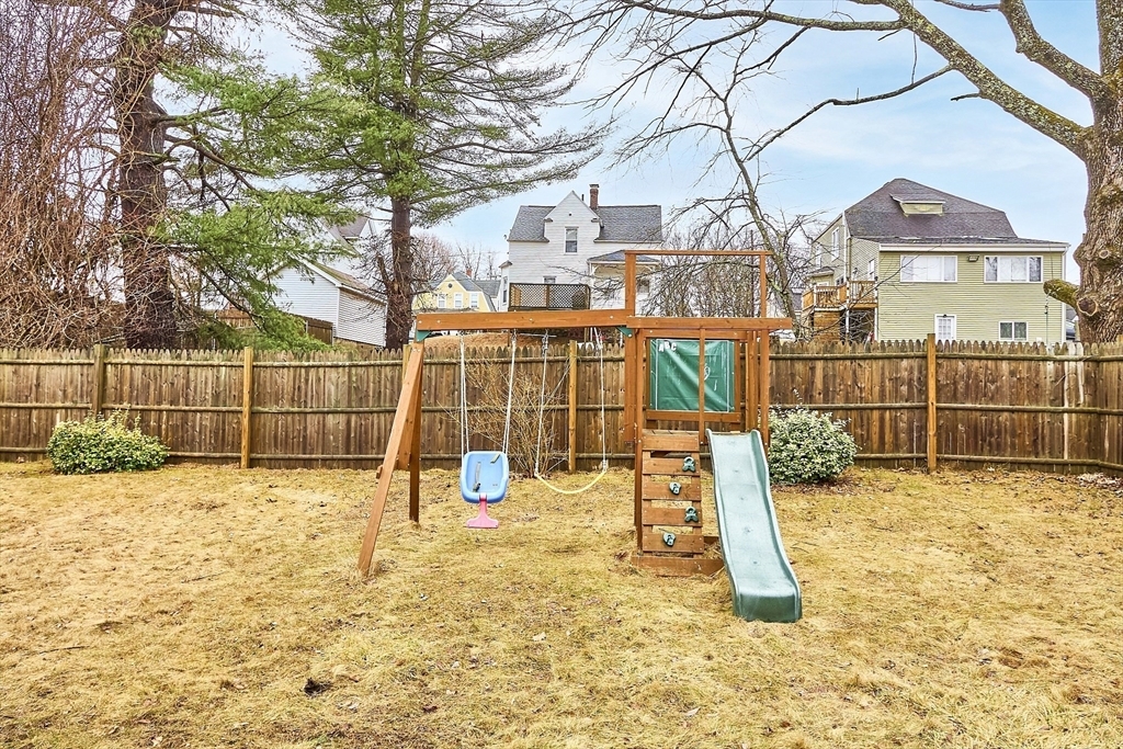 Property Photo: 19 Knox St MA 01603