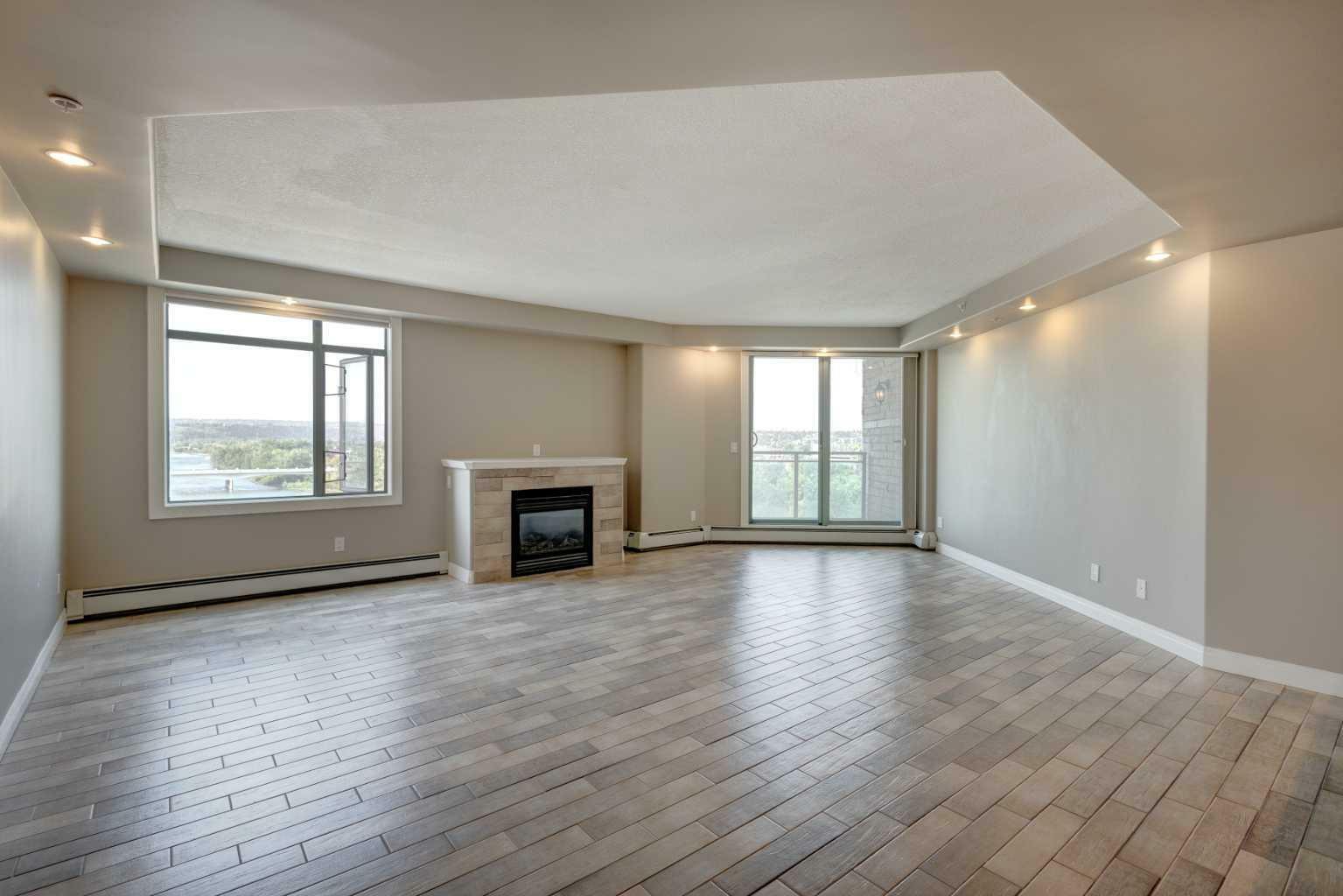 Property Photo: 1121 6 Avenue SW 908 AB T2P 5J4