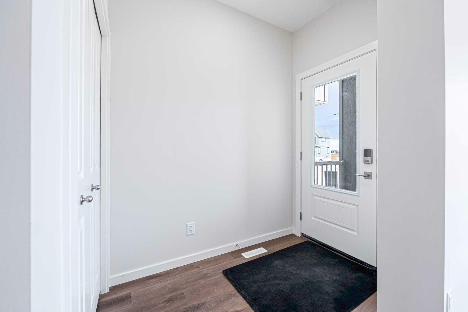 Property Photo:  52 Heartwood Lane SE  AB T3S 0R1 