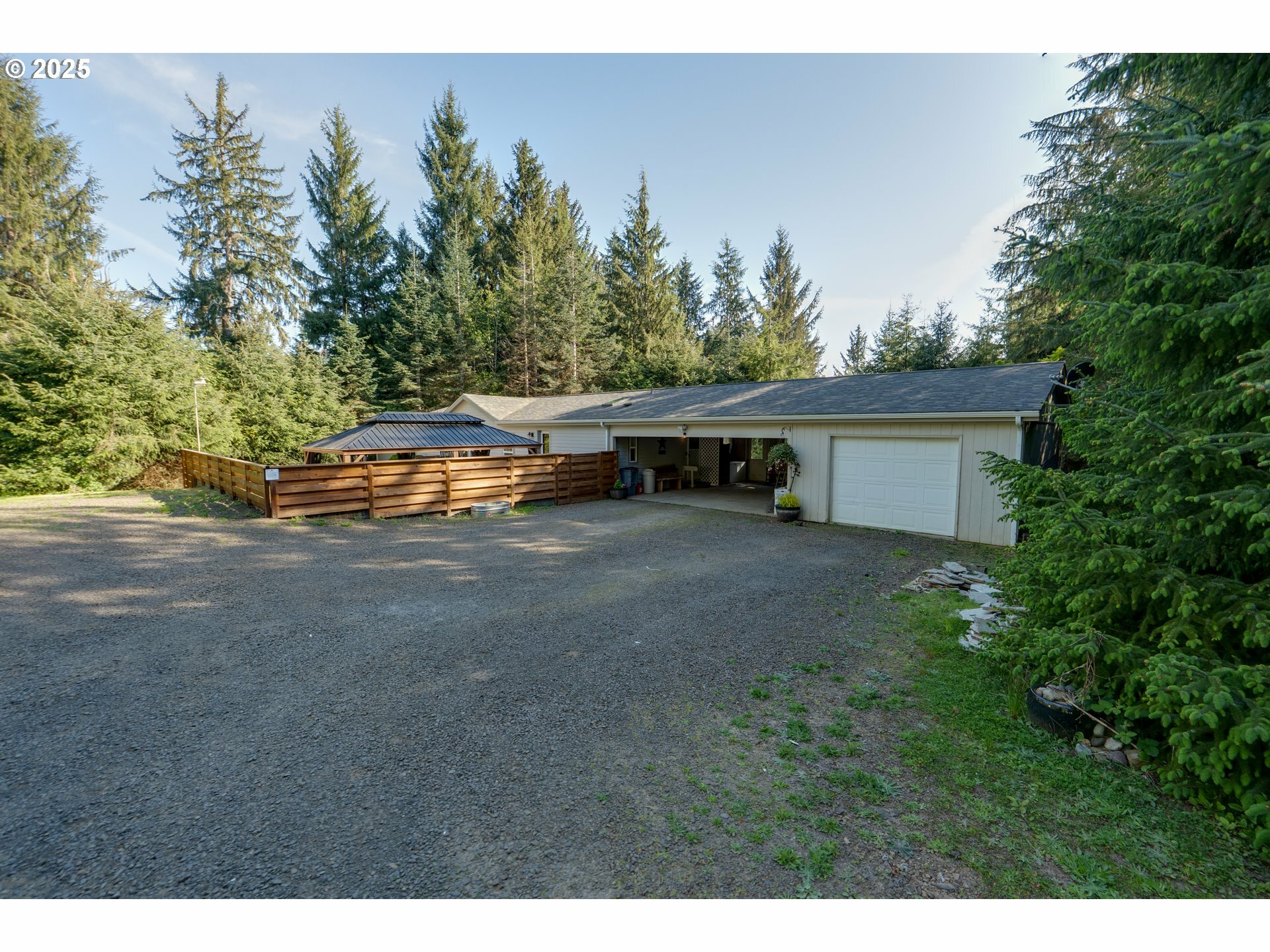 Property Photo: 91627 Walluski Loop OR 97103