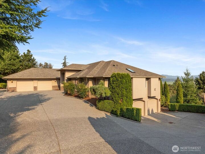 Property Photo:  857  Tinas Coma Lane  WA 98233 