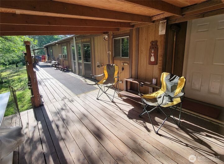 Property Photo:  3824  Birch Bay-Lynden Road  WA 98240 