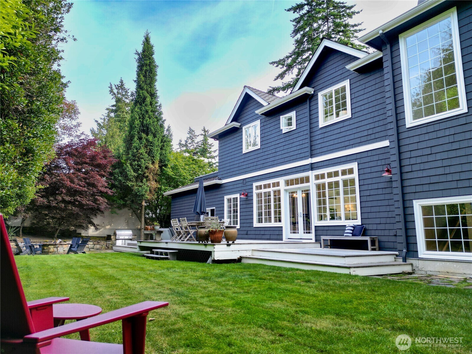 Property Photo:  4032 W Mercer Way  WA 98040 