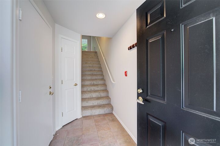 Property Photo:  16125  Juanita-Woodinville Way NE 2105  WA 98011 