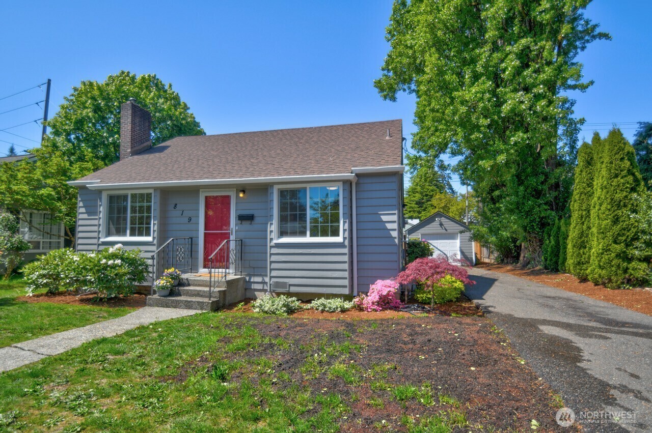 Property Photo: 819 Decatur Street SW WA 98502