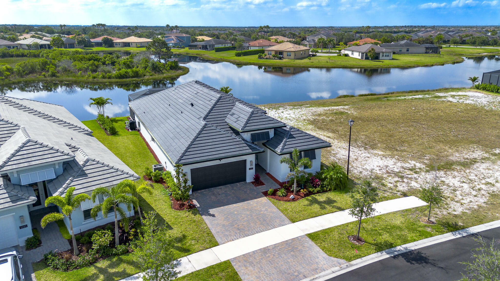 Property Photo: 12417 SW Sunrise Lake Terrace FL 34987