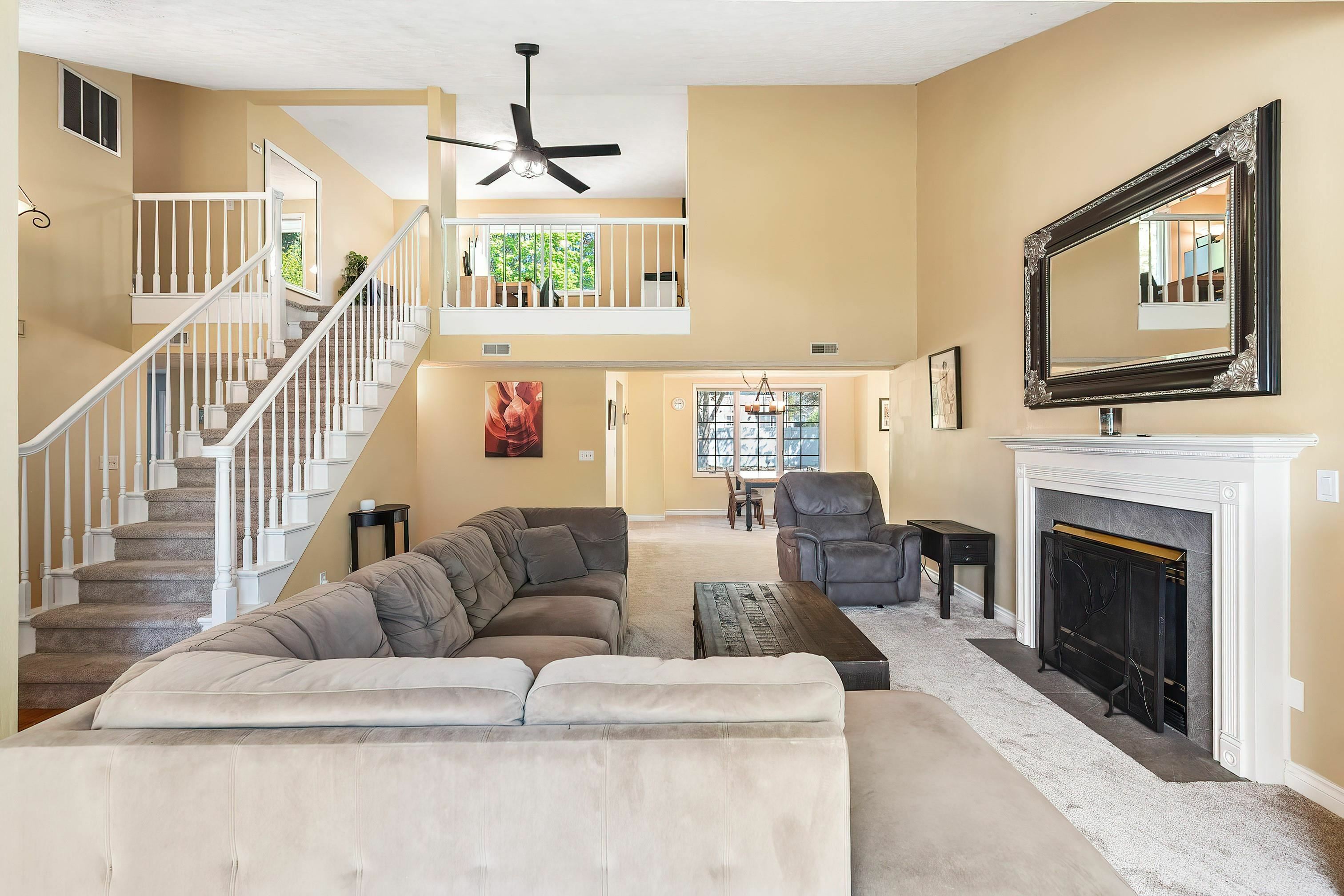 Property Photo: 6317 S Ray Ct WA 99223