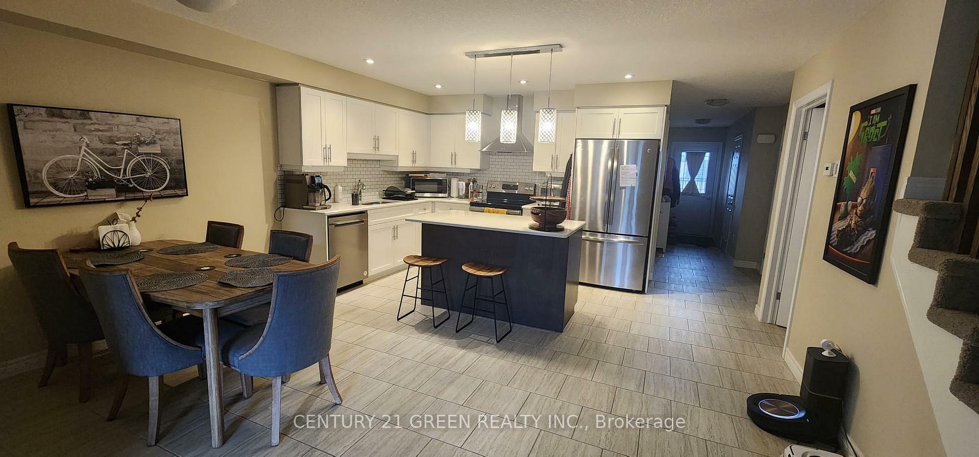 Property Photo: 1220 Riverbend Road 91 ON N6K 0G5