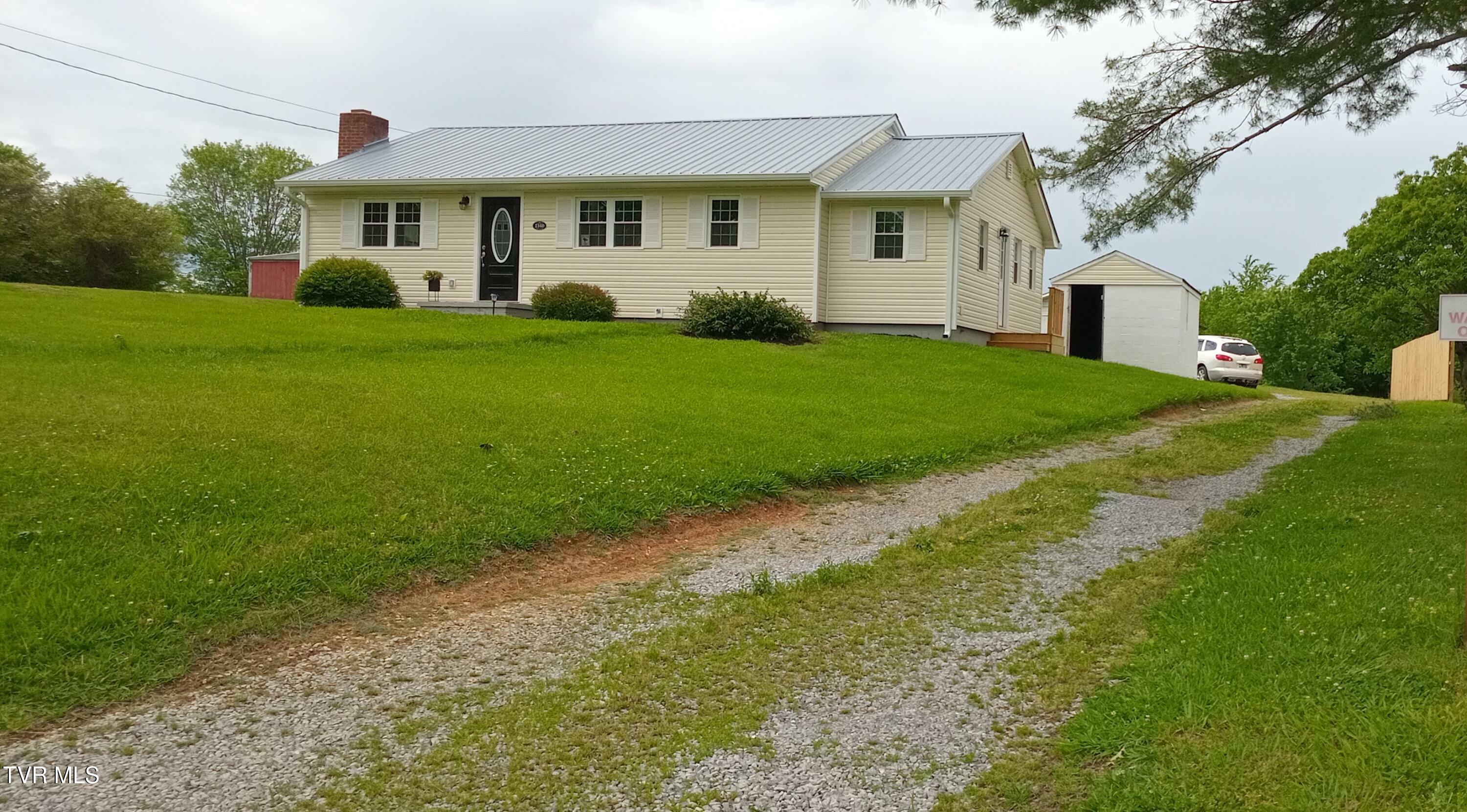 Property Photo: 2160 Whirlwind Road TN 37743