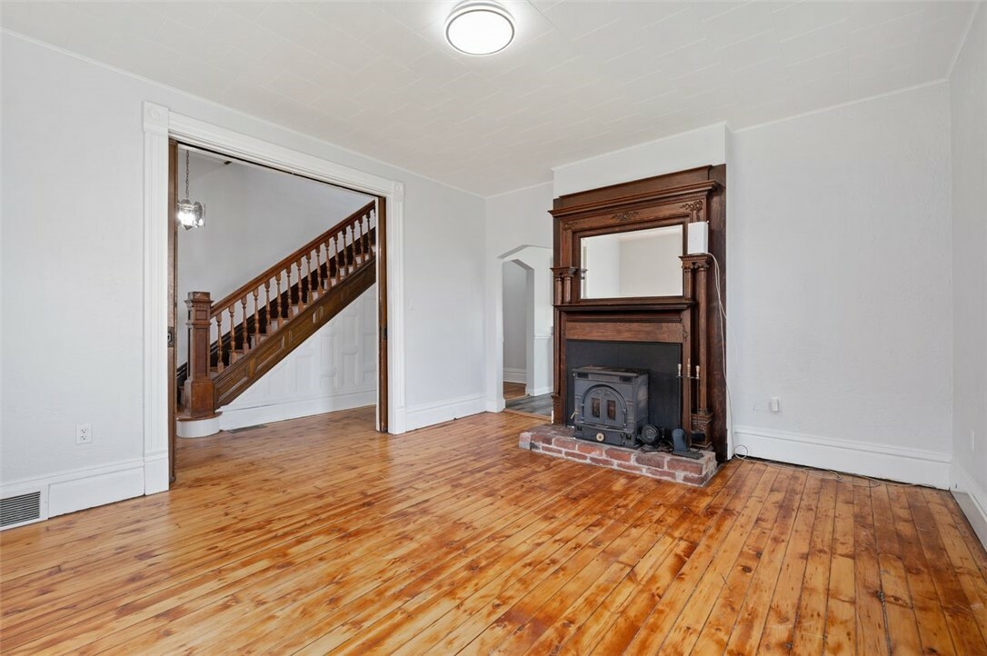Property Photo: 122 Whitaker Street PA 15120