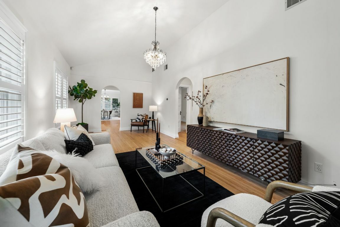 Property Photo: 512 E 49th Street TX 78751