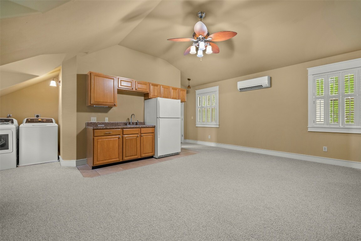 Property Photo: 5608 Jim Hogg Unit B Avenue B TX 78756