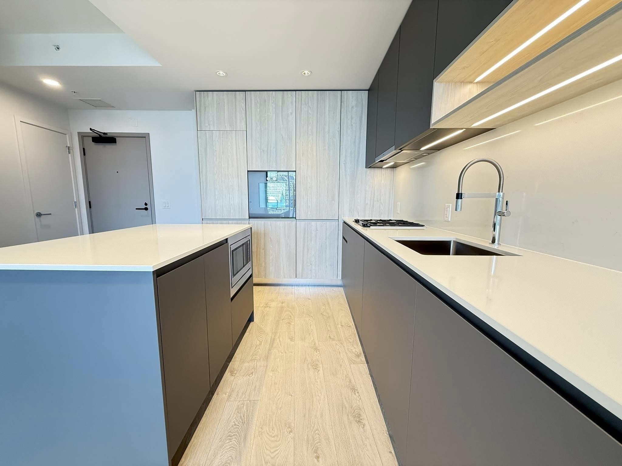 Property Photo: 6808 Minoru Boulevard 323 BC V6Y 0M7