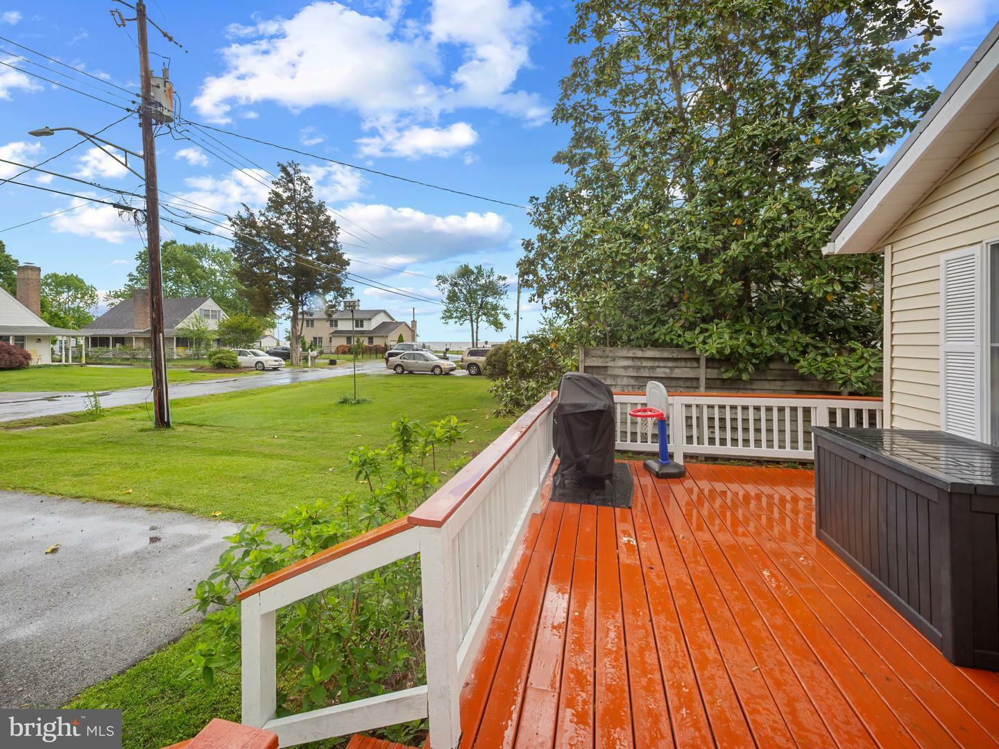 Property Photo: 5616 Carroll Street MD 20733